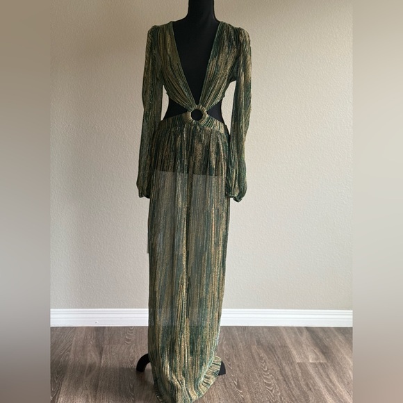 Baesically Curve Emerald Gold Metallic Cutout Maxi Dress NWT Size S - Picture 11 of 11